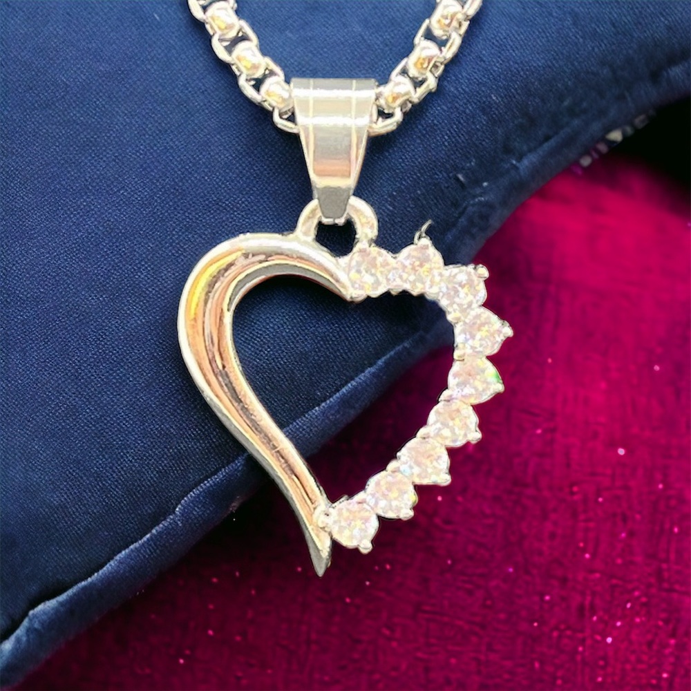 Heart pendant